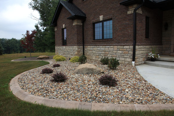 Front River Gravel Landscaping Bed